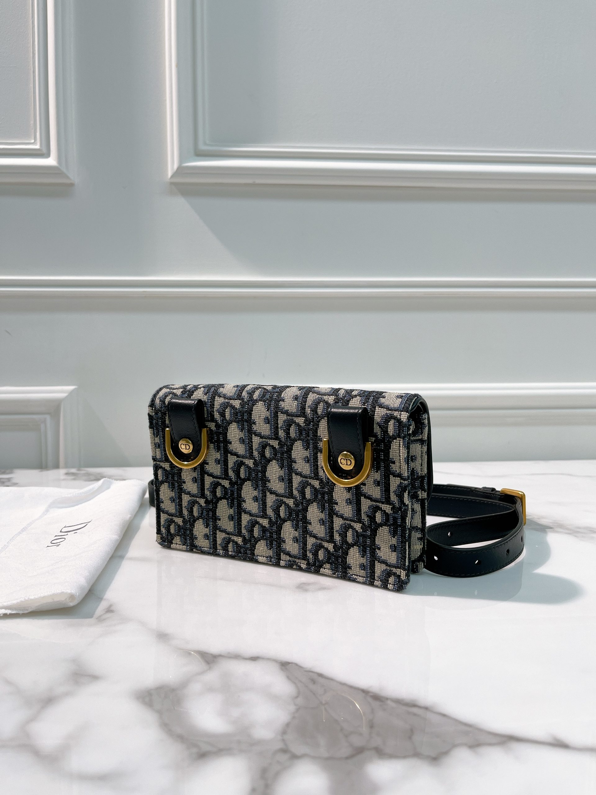 3_Umo9Ho81ZJTyqMLXd0526ULm6SdZ9aNy3kx8grbZ