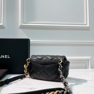 Farfetch Chanel 19 Bag Second Hand Chanel Caviar Leather Tote
