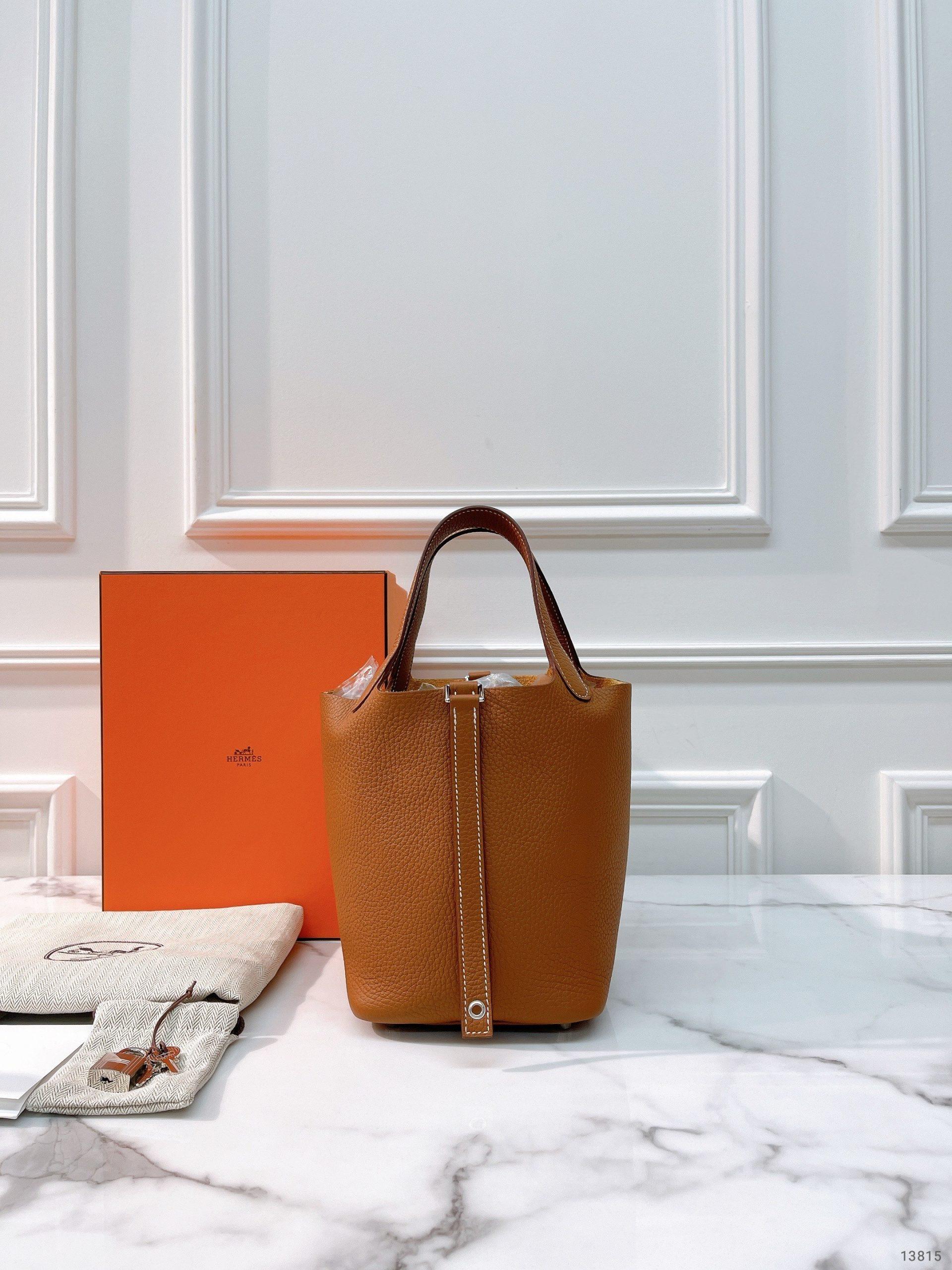 1_6SxtDxPUQm6Ft5lHZNSLwRGfUYe3M1nJqfCvomIX