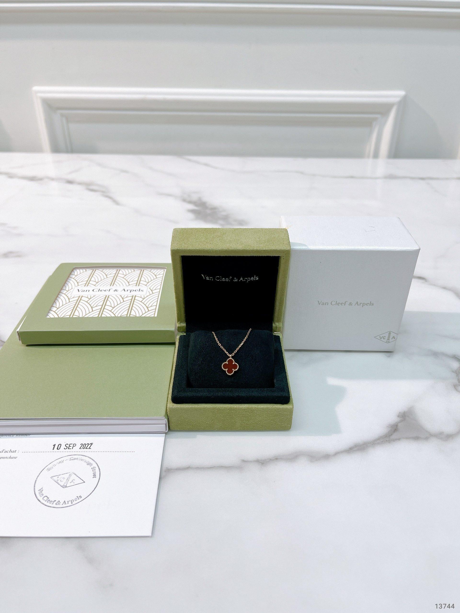 1_Gz5HBAckBfZfKWaph5F6uvr6JDCf6nh8LyhZkctX