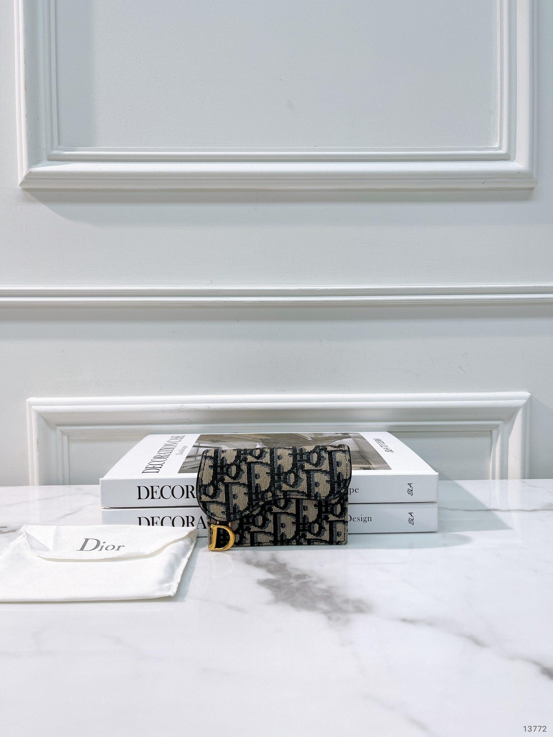 1_muddSoL7HR1D80qbmgfIvdQ3OdgYbza9QXsRCKDq