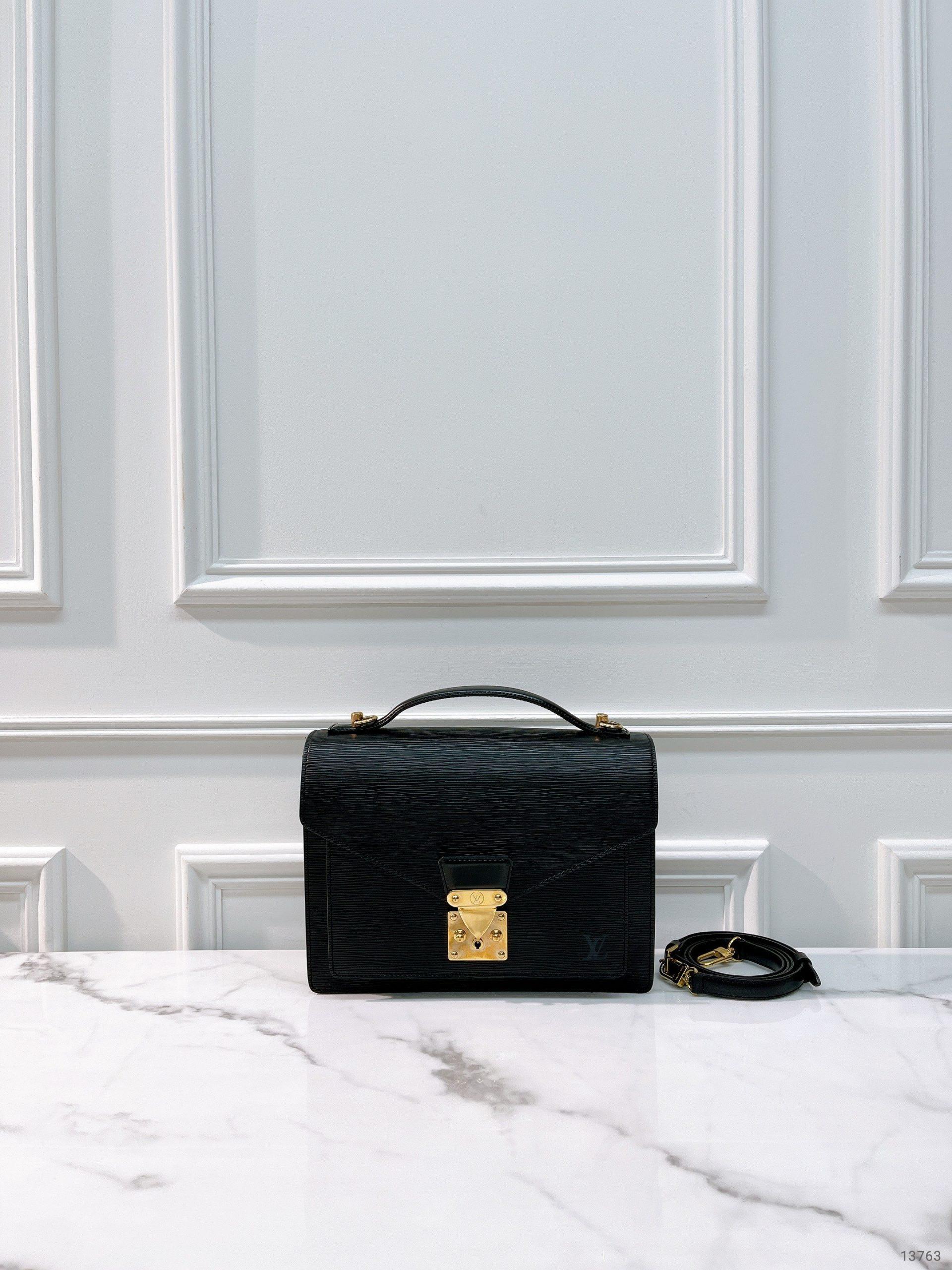 1_yUibdPwPOHsZXnIk0rgTkTUUjbot0fV0fRf6UlIr