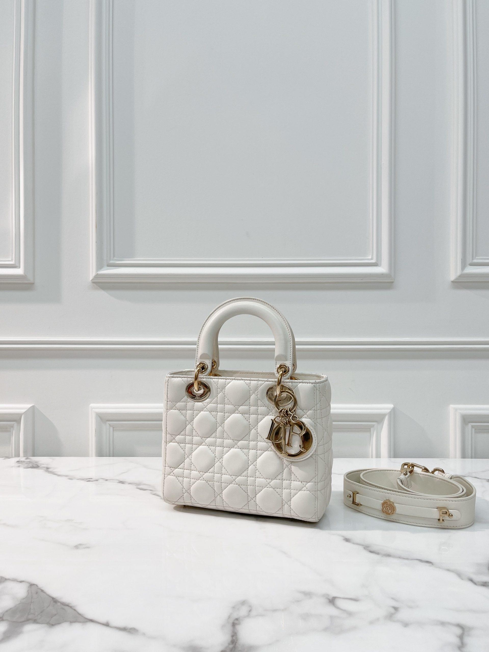 2_KCL14aLu7hfCUIJ2IciTWKWz1na6IekuxeMmdyF4