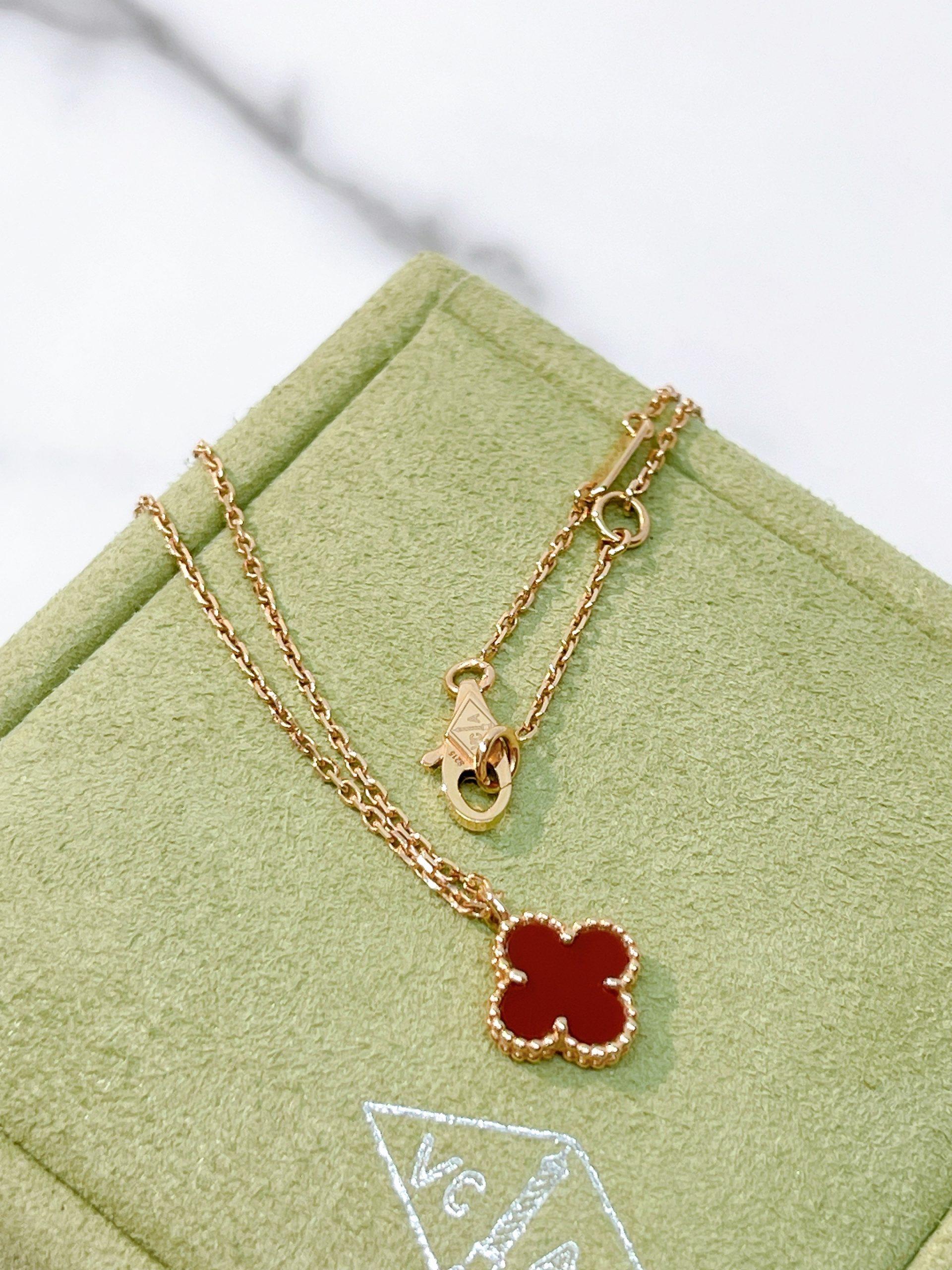 5_Wzge1rlHUqPOgpWqdh8MGGGP49EkBzabQ9L62bie