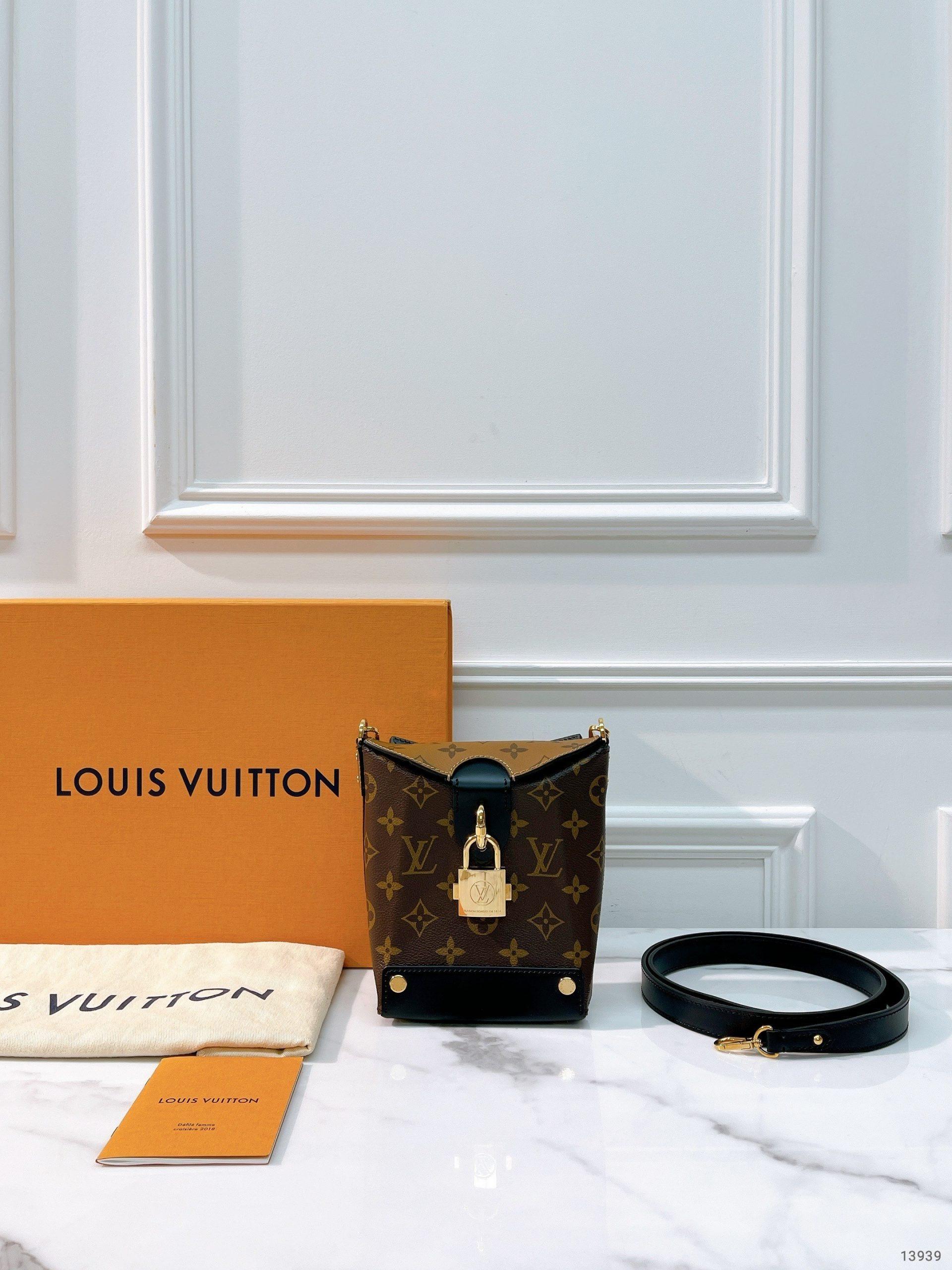 1_j12biJp3j1GzAdazzC4NaNAsdHJKMESi4DNozGFH