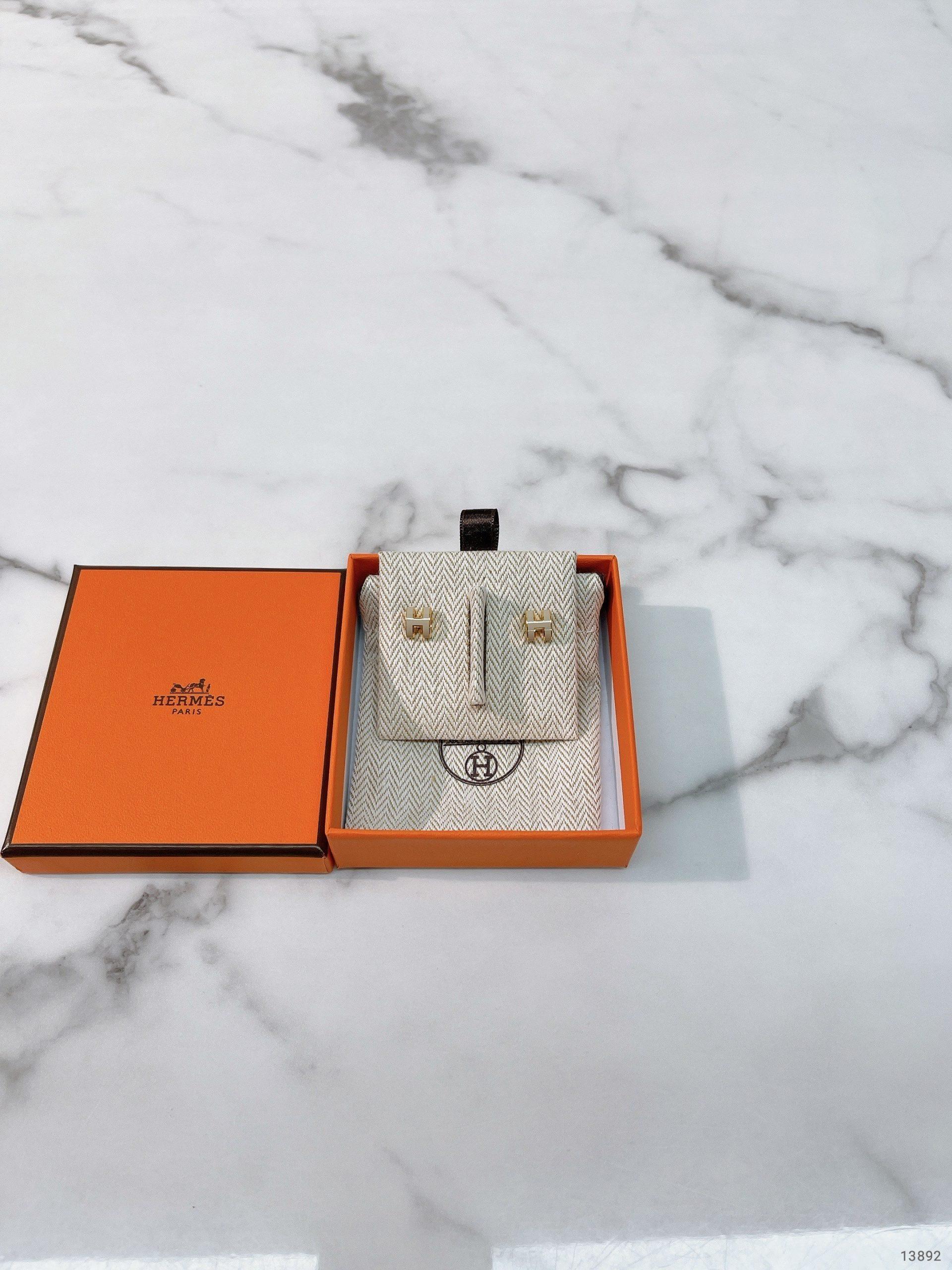 1_sCLZ7RotYk76LVh3AjVFdNhIrEsJeZdxYnslQpZ0