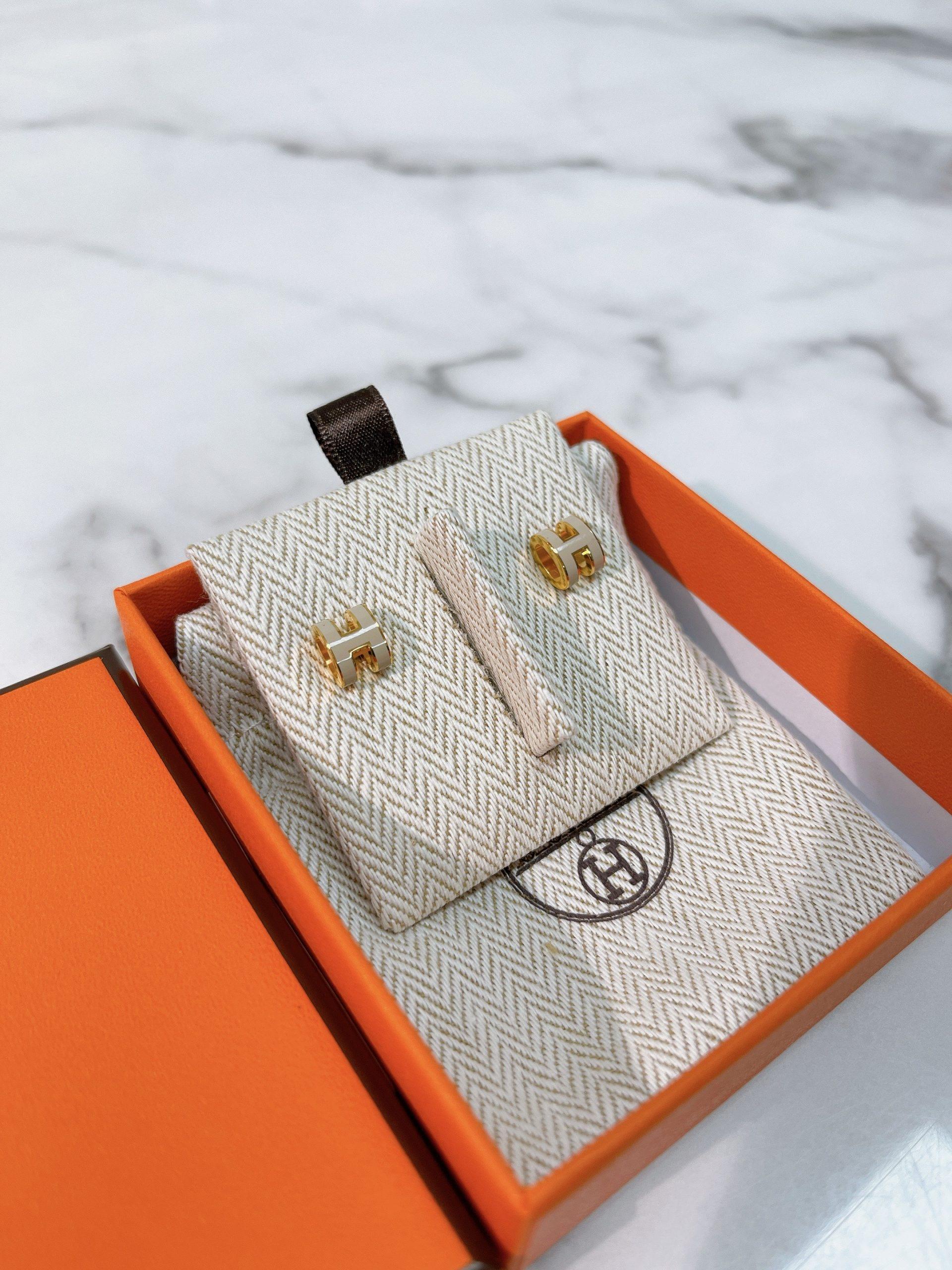 2_ewvC6S1x5r3HWtQwdXrZ4JkSiKCaieGXUK8Urc72