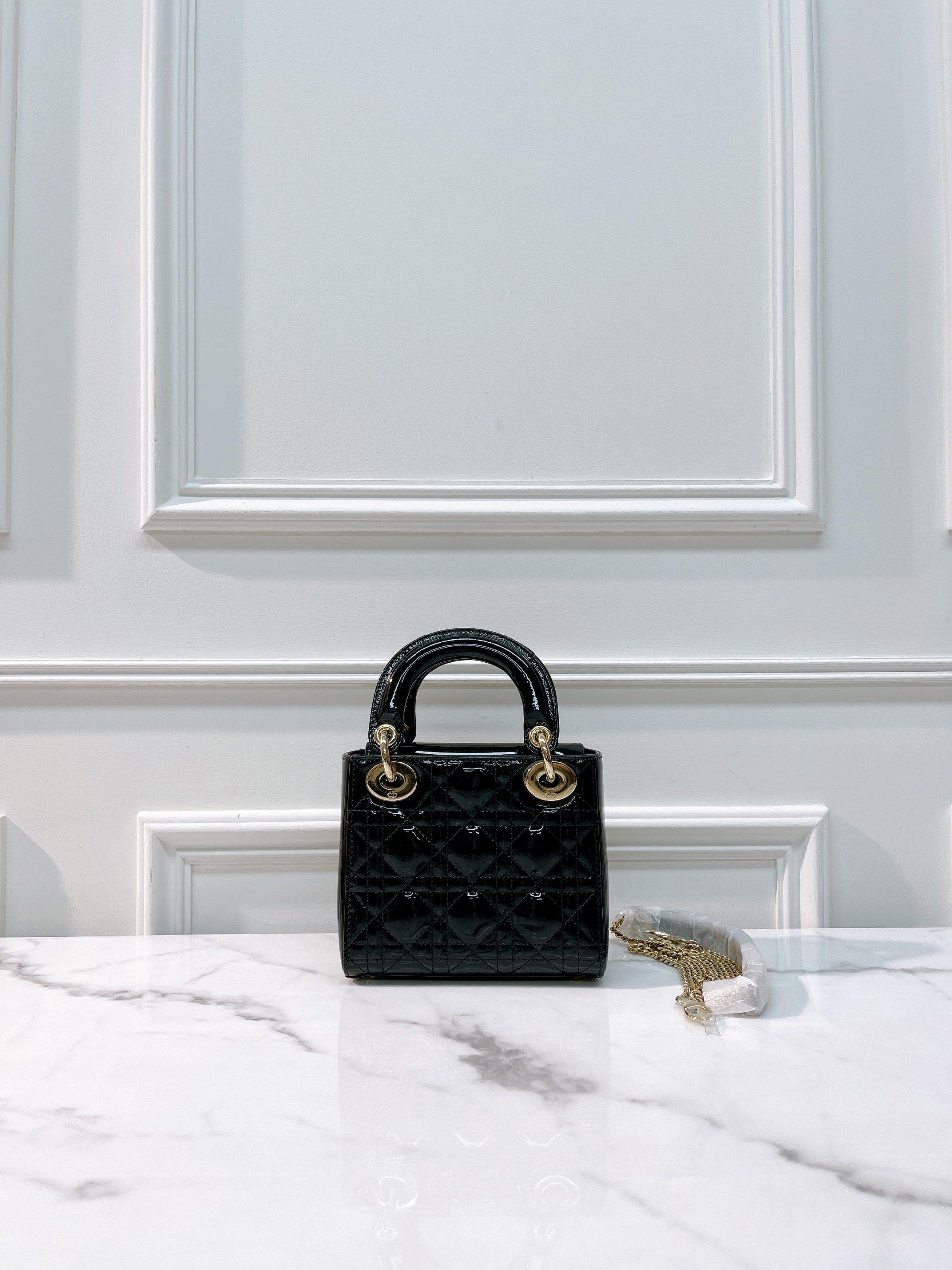 3_jgSTS6UXcZK00A7XaRcRArxAcDGw2L3baujWYnAr