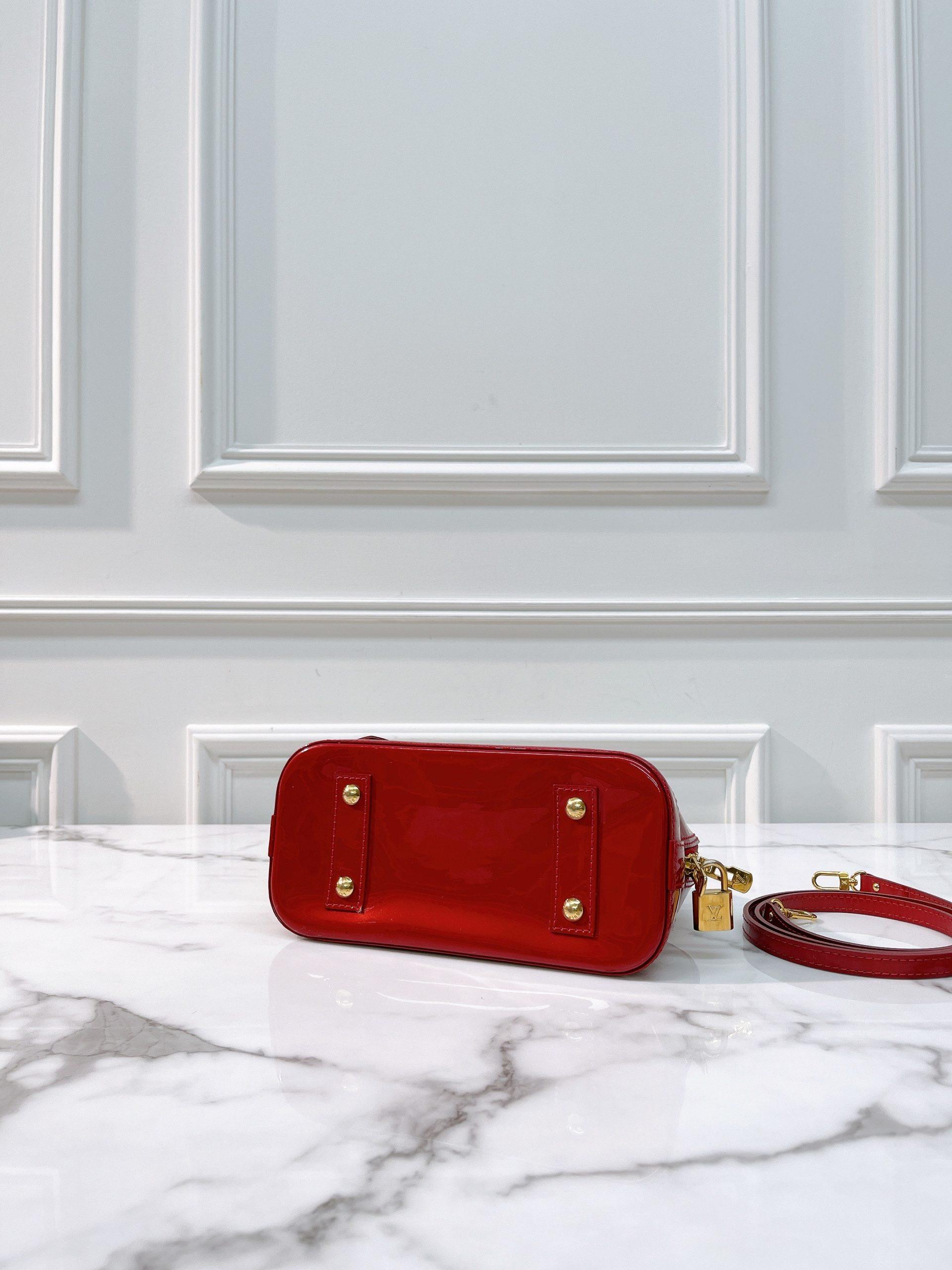 4_MAaQsHi9LPK1rBHden4hUTGXpoJsm3otcYKD0dCm