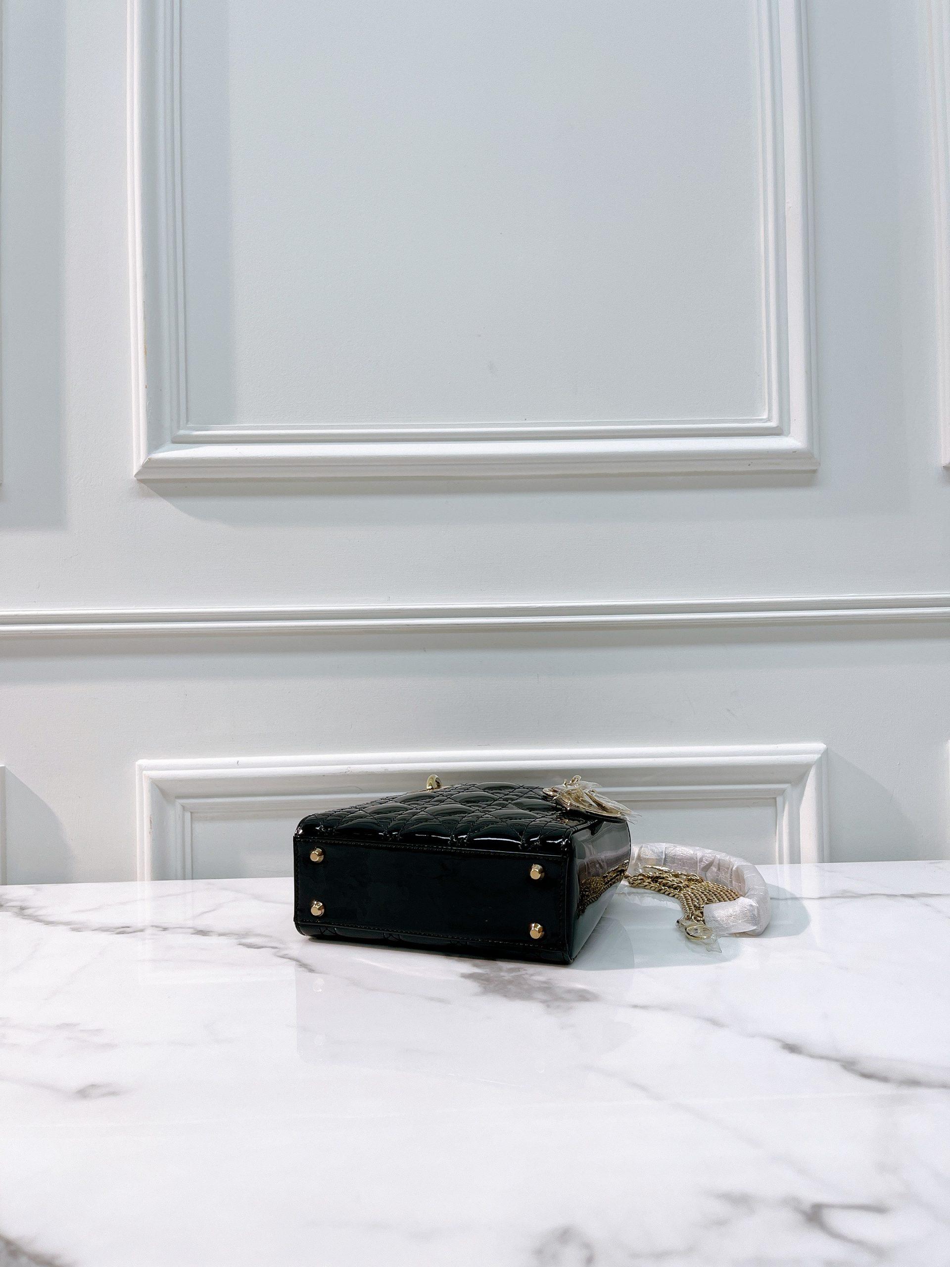 4_OSMjvukD4OTfrdtsVM8YPZ1typapuuS4rcNzlFvh