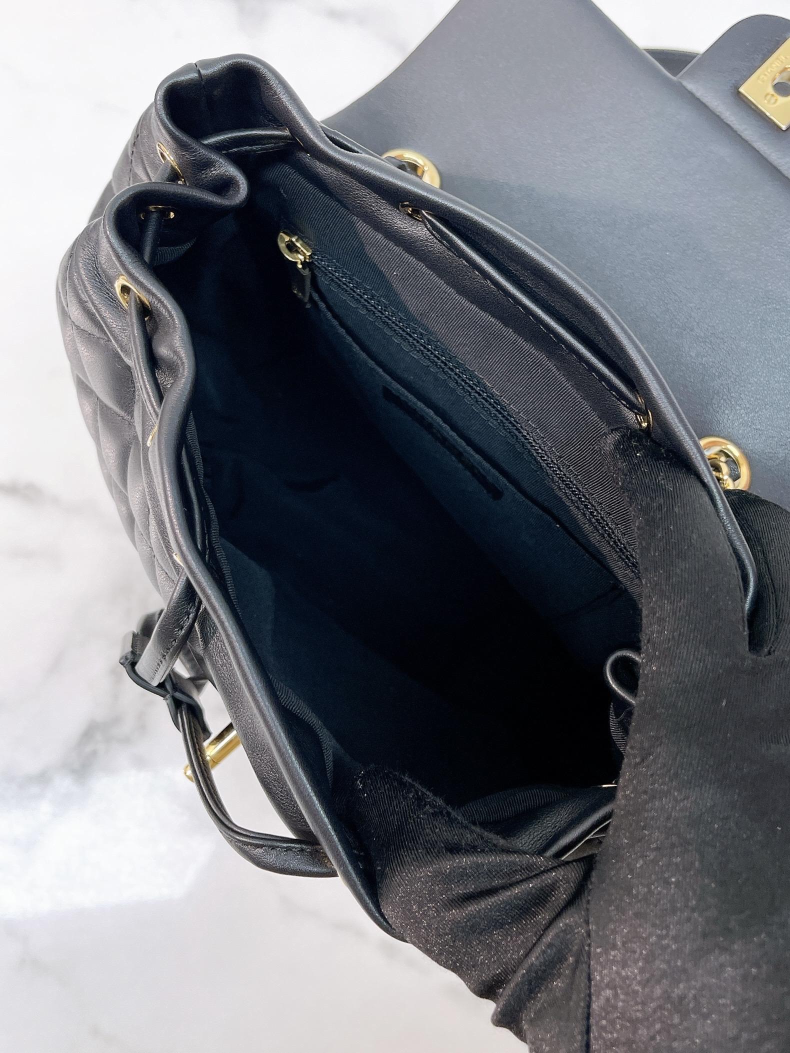 8_Uk5b7x3W9iVdM82EIE9mkRrr0JBh2x9NAX5Br8sl