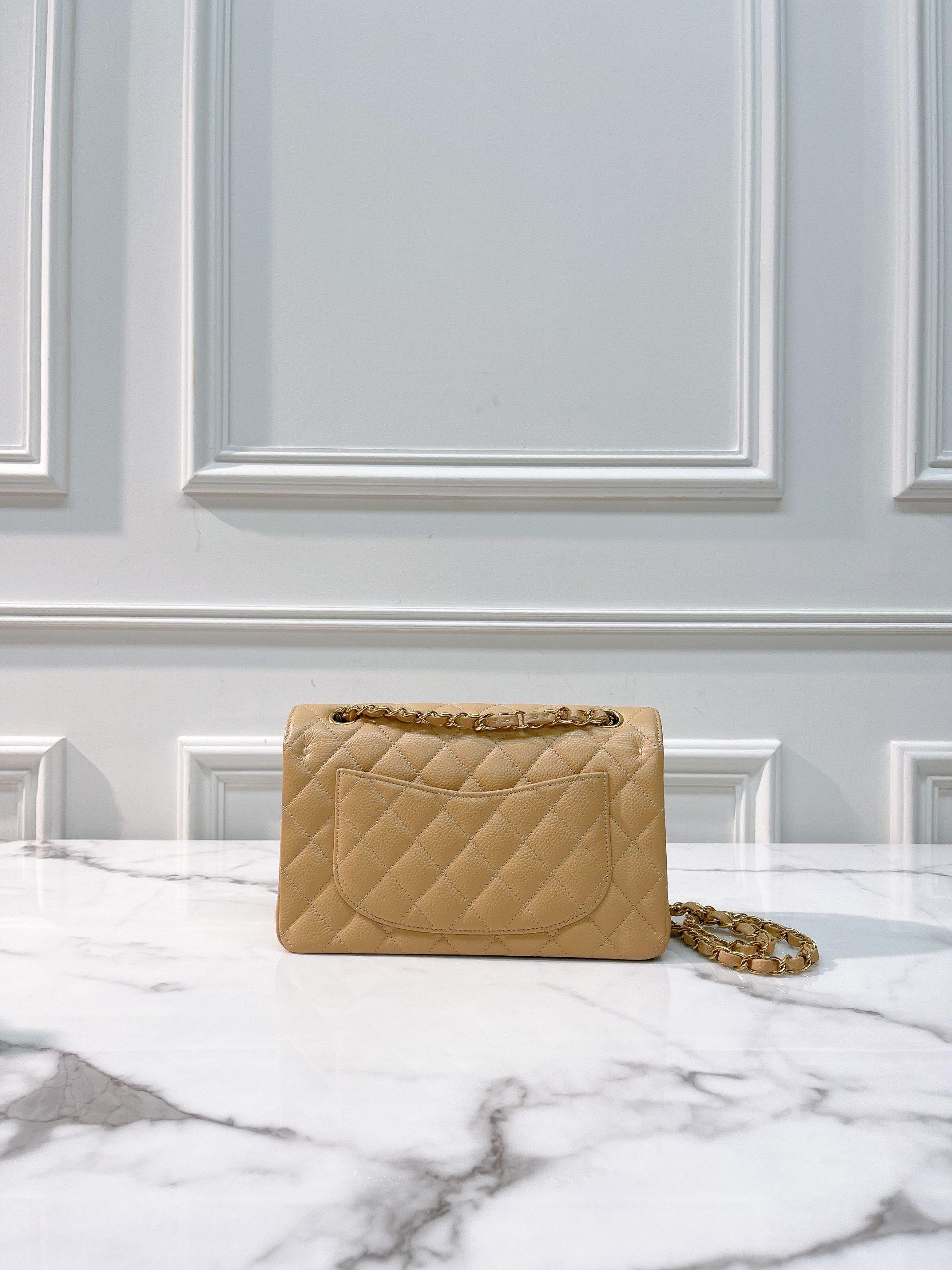 3_fKFeuXoesLtkZGAw2txsiRolfGWApg12MbrYUisA