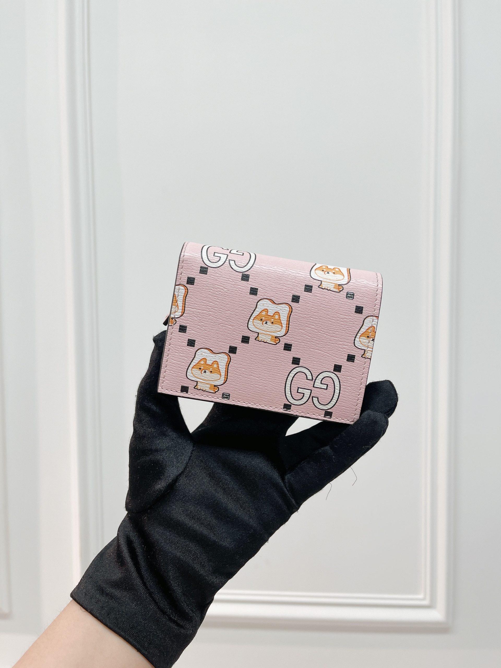 4_FpLicLhOhsLpahgPZAtiKmUofBg3UFxqA19u0vFK