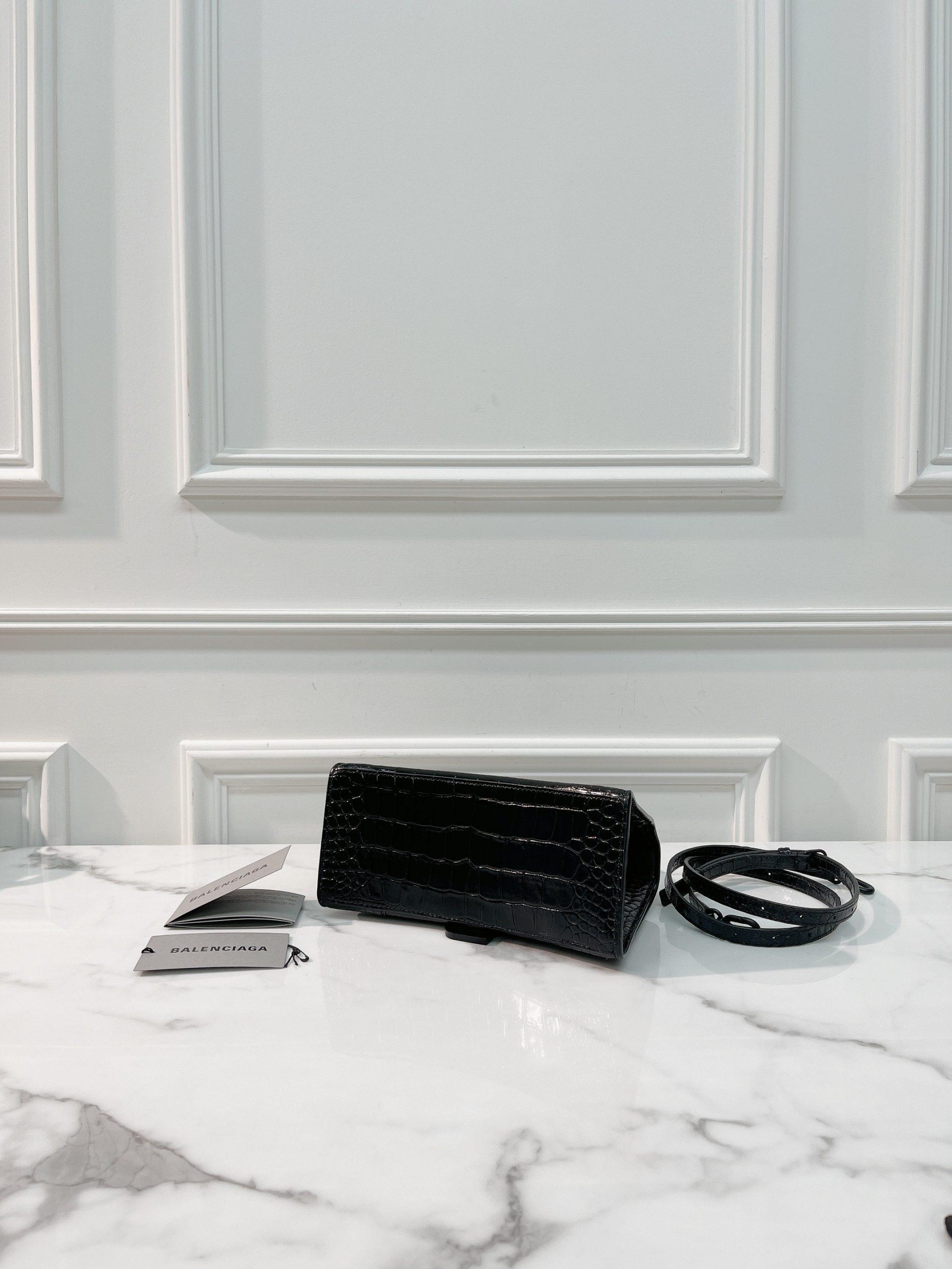 4_lyislXole04nPjALBRIDpyBSfnFQb4FPQt6OmL33