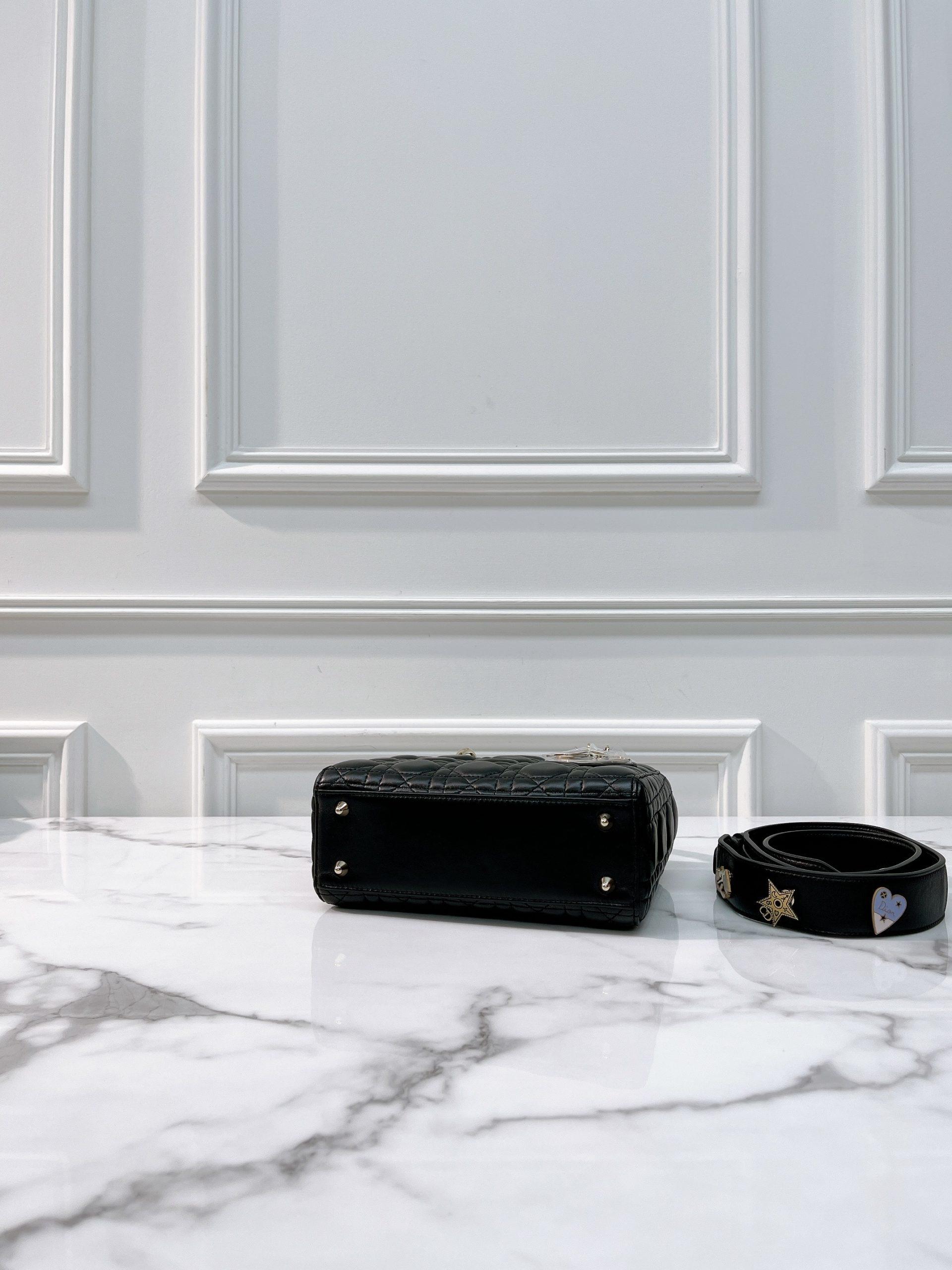 4_qSU8hCa9gw70uy03Kj68snRekuU6piFtXB9PEIlZ