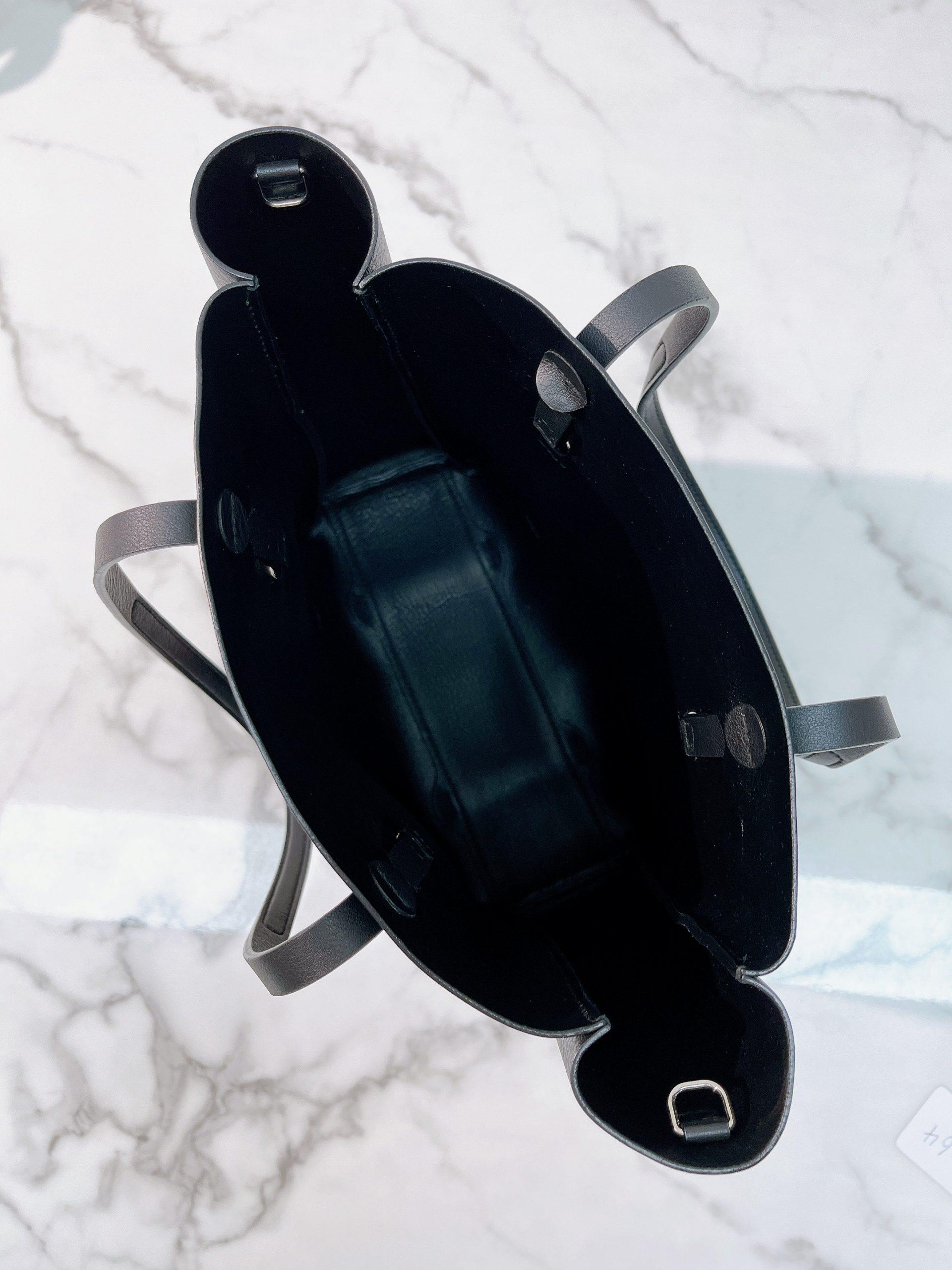 8_CHsw32Fkh9vYfyP7bc4qMLMgUXtwP1o2MIW08yWV