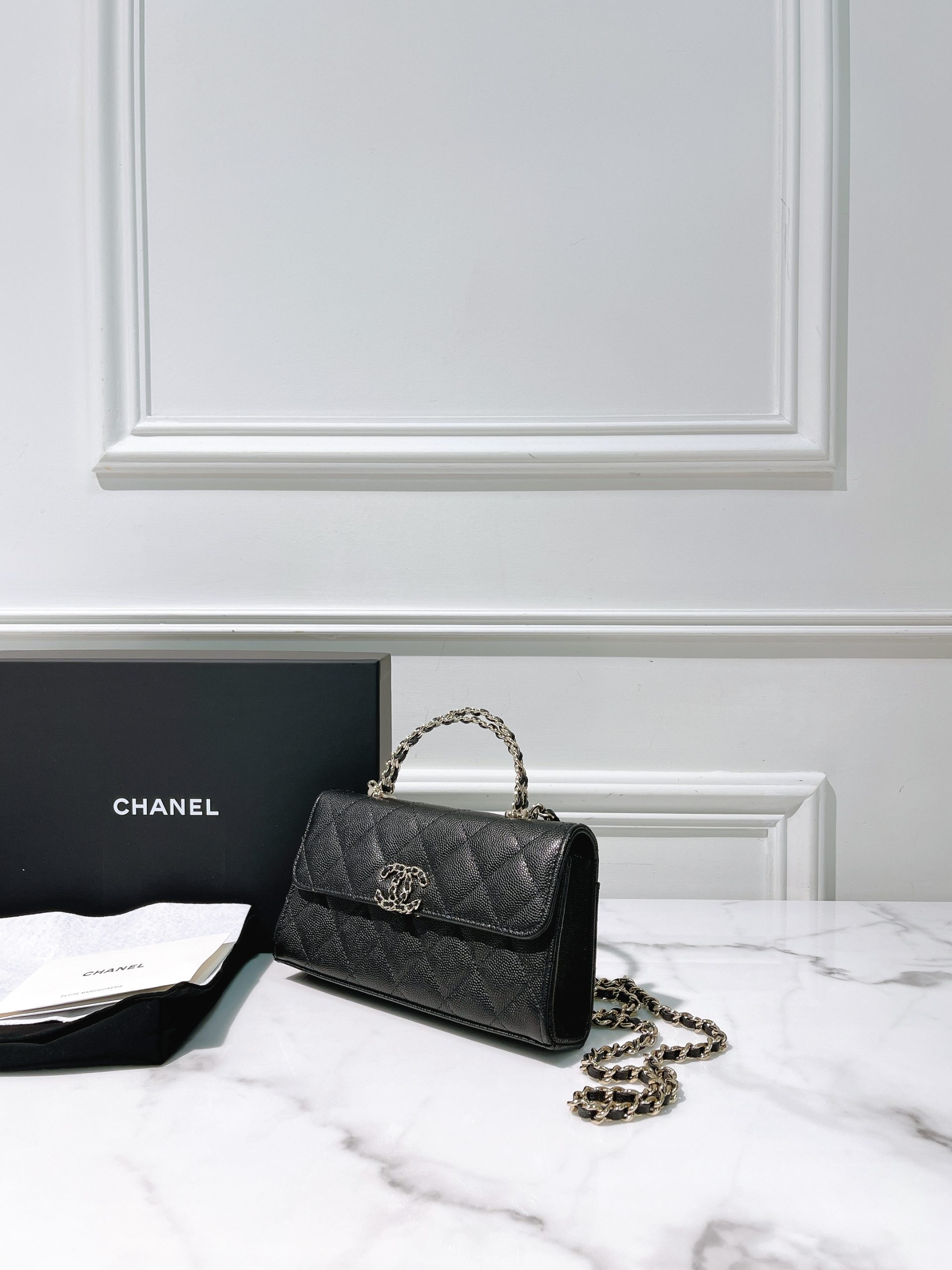 CHANEL 25S KELLY, Black/Gold - Ahli