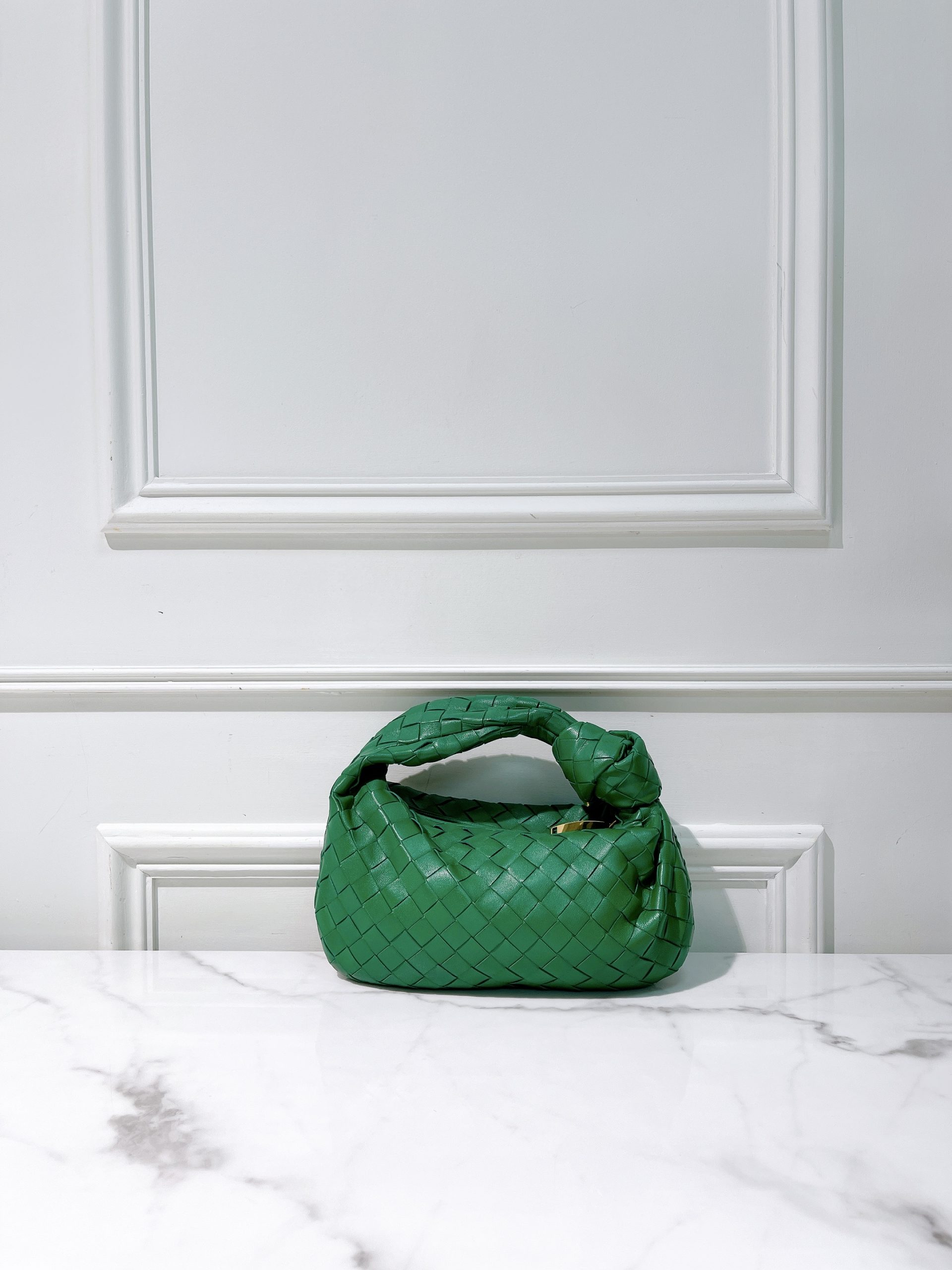 BOTTEGA VENETA MINI JODIE, Green - Ahli